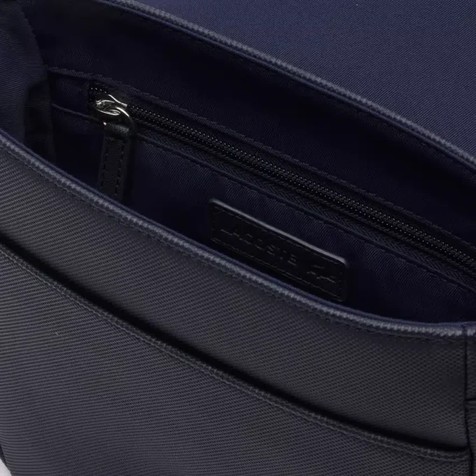 Classic Flap Close Shoulder Bag