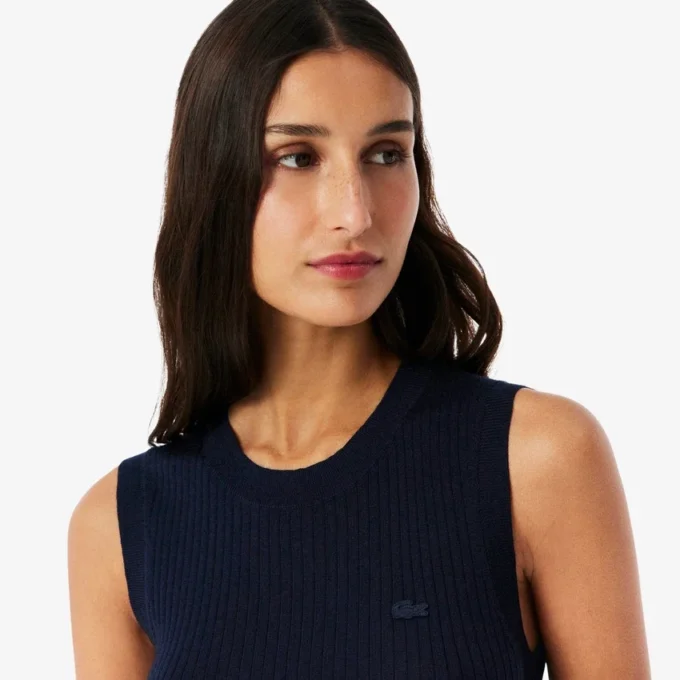 Merino Wool 3D Knit Sleeveless Sweater