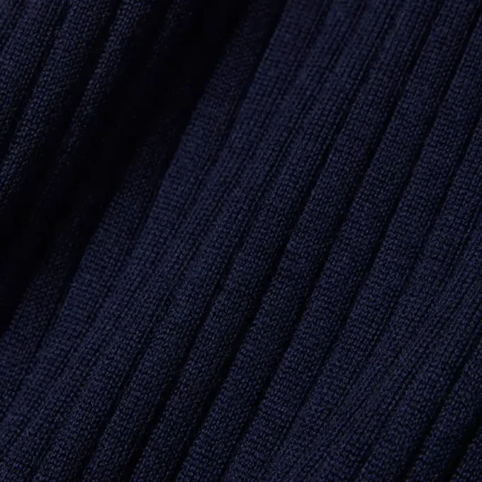 Merino Wool 3D Knit Sleeveless Sweater