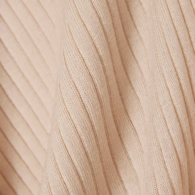 Merino Wool 3D Knit Sleeveless Sweater