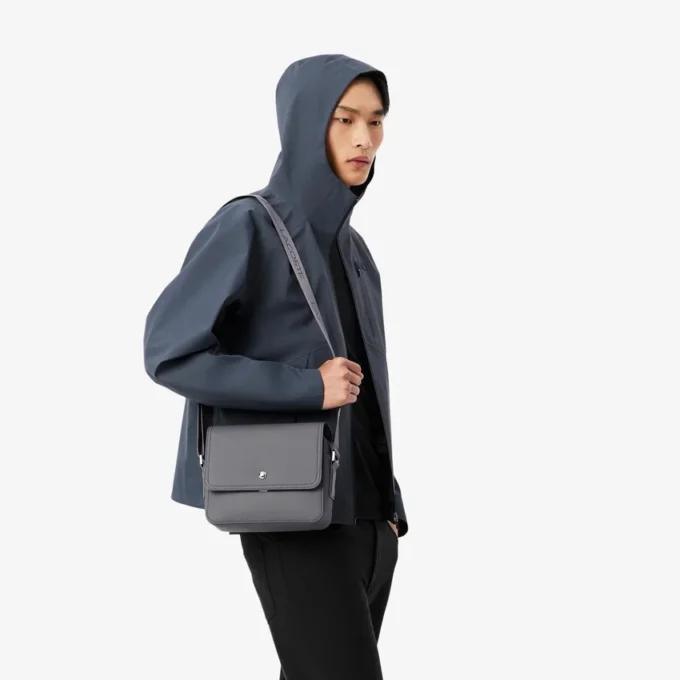 Small Langon Petit Piqua Messenger Bag