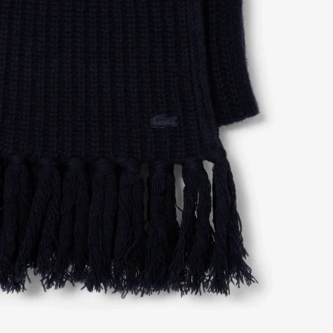 Women’s Fringed Wool Scarf